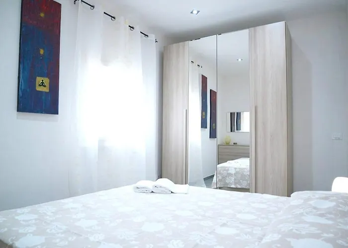 Comfortable House In La Pila With Terrace And Parking Дом отдыха